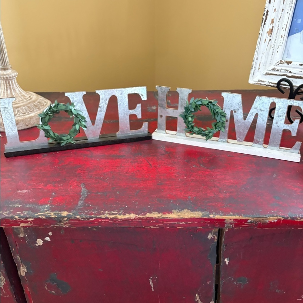 🏠LOVE & HOME Shelf Sitters